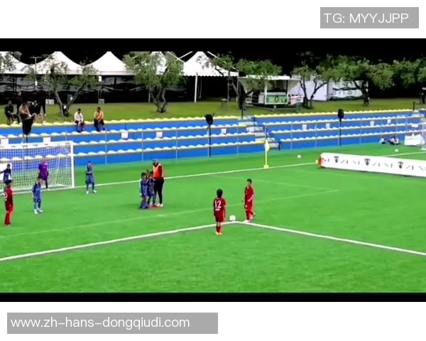 克拉斯与贝尔格的激烈对决揭示了足球战术的新趋势与未来发展方向